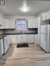 25 W 4th St in Hamilton, ON - Building Photo - Building Photo