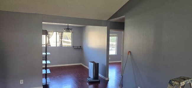 96 Streamwood in Irvine, CA - Foto de edificio - Building Photo