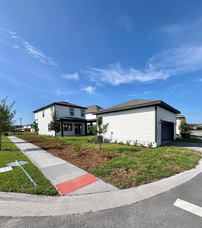 3082 Voyager Ave in St. Cloud, FL - Building Photo - Building Photo