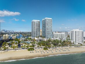 Selene Fort Lauderdale in Fort Lauderdale, FL - Building Photo - Primary Photo