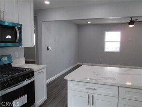 852 N Davidson Ave in San Bernardino, CA - Building Photo - Building Photo