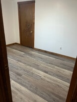 109 High Street in Southbridge, MA - Building Photo