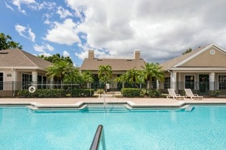 Westwood Apartments in Ft. Myers, FL - Building Photo - Building Photo