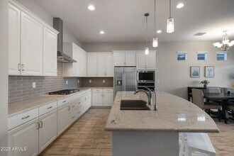 2527 S Quaintance St in Gilbert, AZ - Building Photo - Building Photo