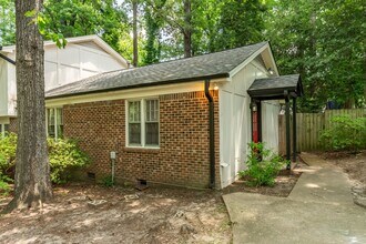 5204 Cypress Ln in Raleigh, NC - Building Photo - Building Photo