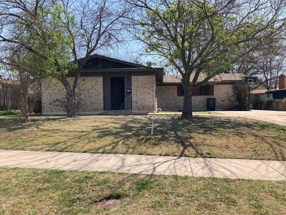 1224 Alta Vista Dr in Killeen, TX - Building Photo