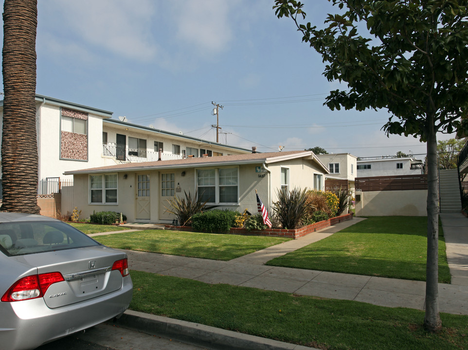 1437 9th St in Santa Monica, CA - Building Photo