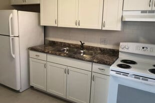 Gravois Hills Apartments