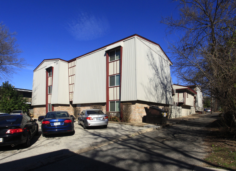 2207 Leon St in Austin, TX - Building Photo