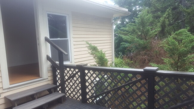 70 N Whitney St, Unit C
