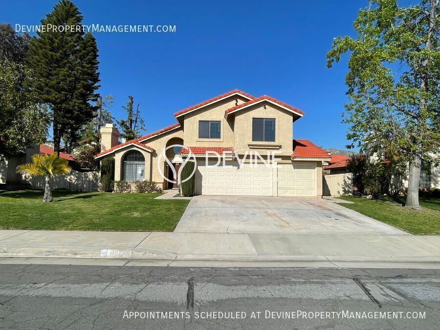 23720 Redbark Dr in Moreno Valley, CA - Building Photo