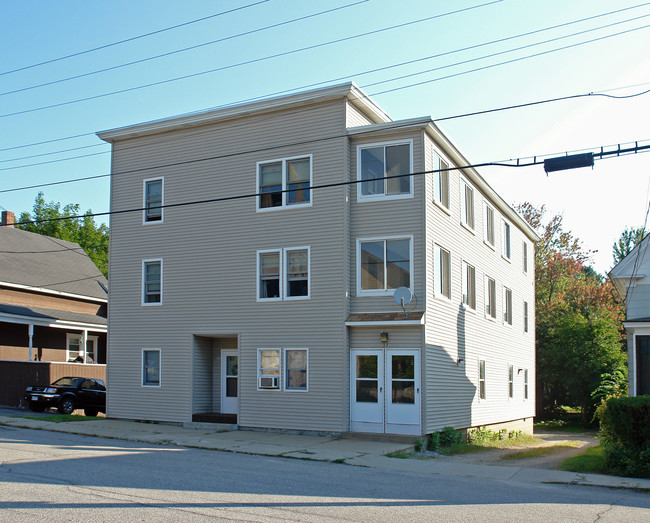 57 North Ave in Sanford, ME - Foto de edificio - Building Photo