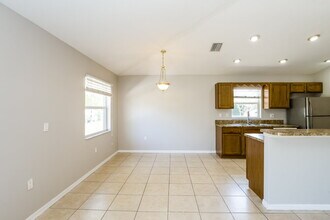 384 Jefferson St in Lake Wales, FL - Foto de edificio - Building Photo