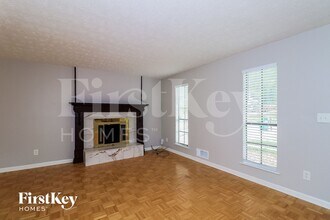 3848 Valley Brook Rd in Snellville, GA - Building Photo - Building Photo