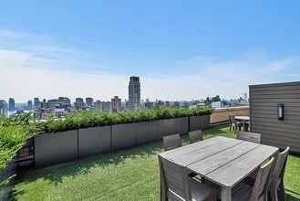 407 Park Ave S in New York, NY - Foto de edificio - Building Photo