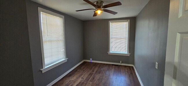 4637 Virginia Ave in St. Louis, MO - Building Photo - Building Photo