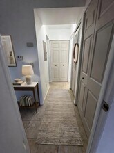 1306 W Michigan Ave, Unit 4 in Battle Creek, MI - Foto de edificio - Building Photo