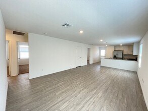 2453 Broken Arrow in Canyon Lake, TX - Building Photo - Building Photo