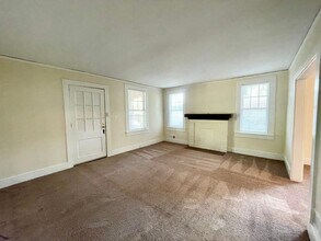 618 Saluda Ave-Unit -620 in Columbia, SC - Foto de edificio - Building Photo