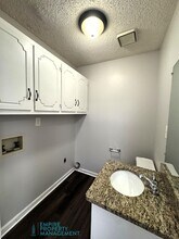 1310 Halsey Ave NE in Huntsville, AL - Foto de edificio - Building Photo