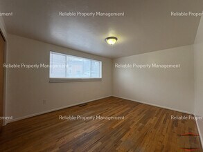 315 Cottage Pl, Unit 315 in Idaho Falls, ID - Foto de edificio - Building Photo