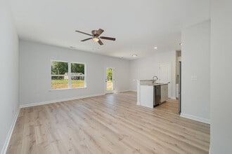 605 Queens Rd in Gastonia, NC - Building Photo - Building Photo