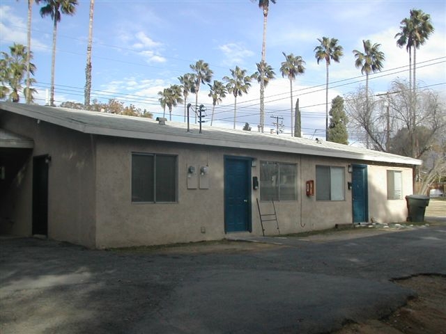 215-229 N University St in Redlands, CA - Building Photo - Building Photo