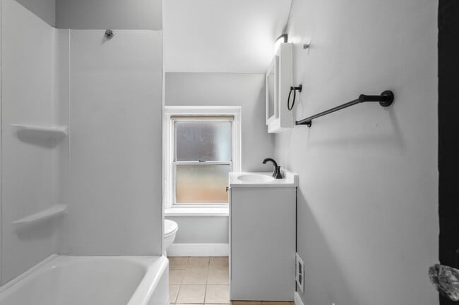 1712 Amanda St in Pittsburgh, PA - Building Photo - Building Photo