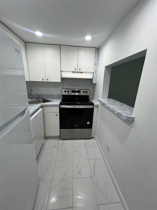 201 SE 6th Ave in Pompano Beach, FL - Building Photo
