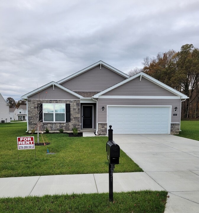 213 Kessel Run in Elizabethtown, KY - Building Photo