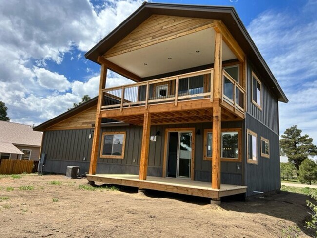 27 Roosevelt Dr in Pagosa Springs, CO - Building Photo - Building Photo