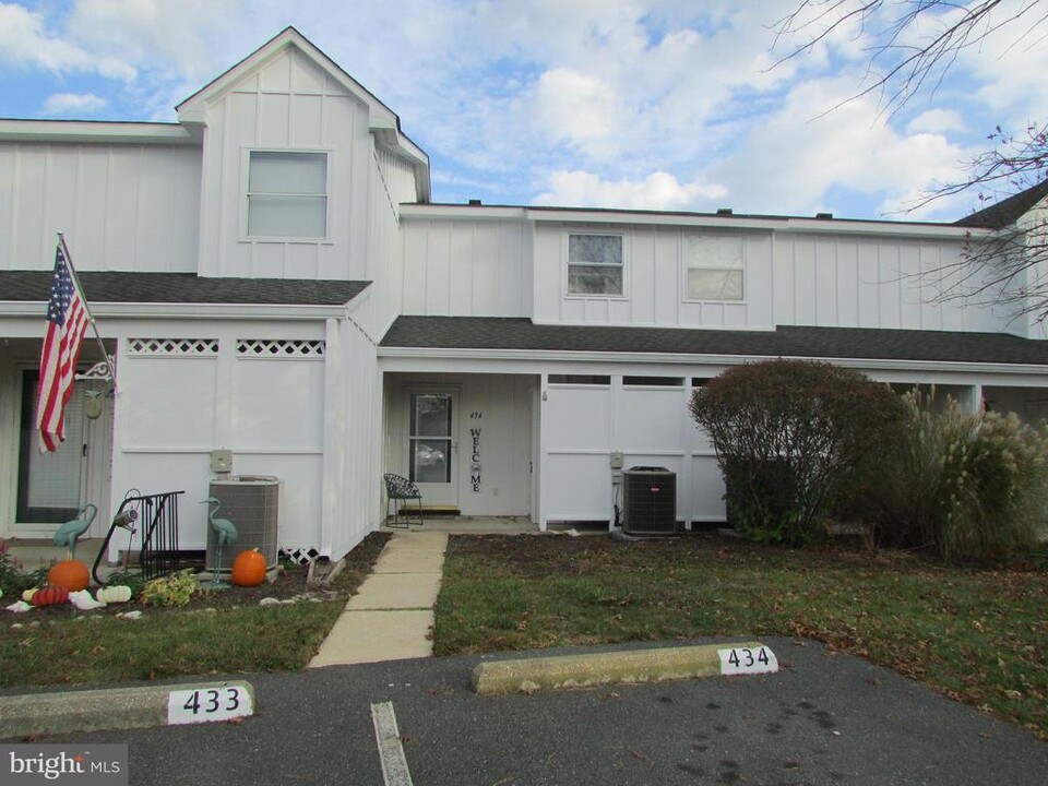 37781 Heron Ln in Selbyville, DE - Foto de edificio