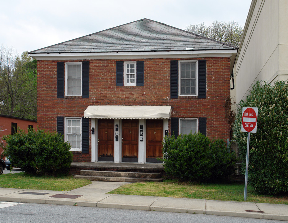 506 N Hamilton St in High Point, NC - Building Photo