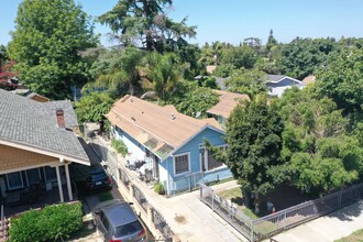 618 S Van Ness Ave in Santa Ana, CA - Building Photo - Primary Photo