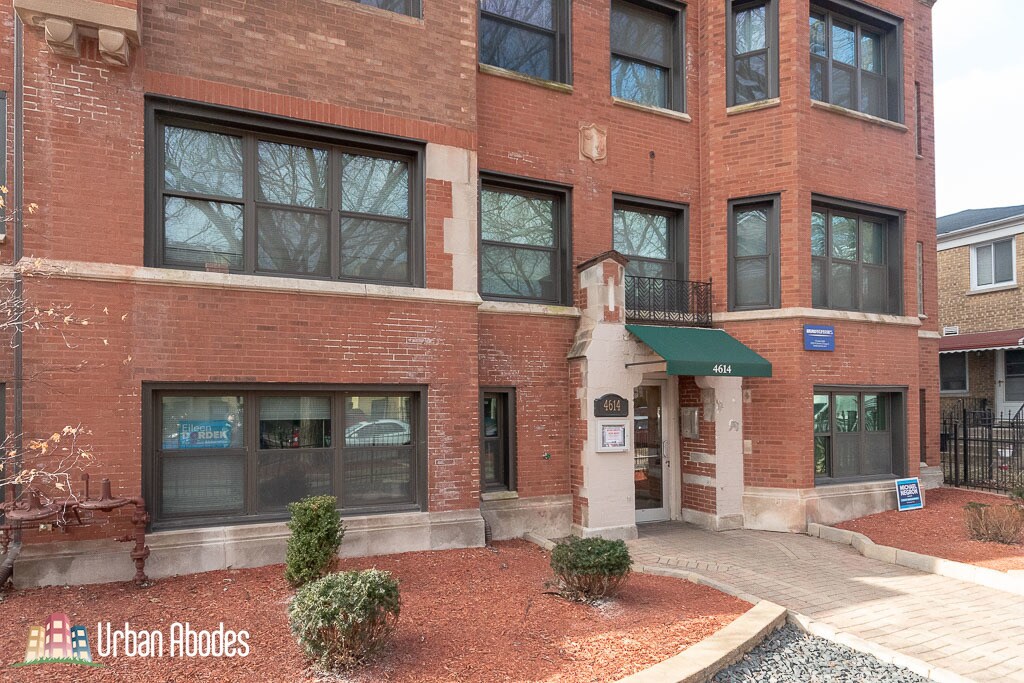 4614 Paulina N St, Unit 402 in Chicago, IL - Foto de edificio