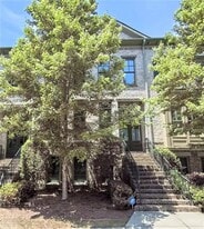 811 Park Manor Dr in Smyrna, GA - Building Photo