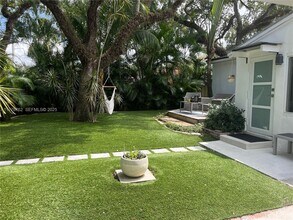 701 SW 9th Ave in Fort Lauderdale, FL - Building Photo - Building Photo