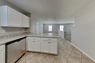 18230 Temple Hill Ln in Cypress, TX - Building Photo - Building Photo