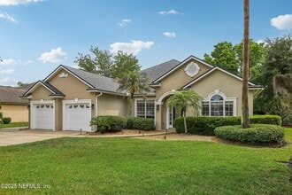 2260 Harbor Lake Dr in Orange Park, FL - Building Photo - Building Photo