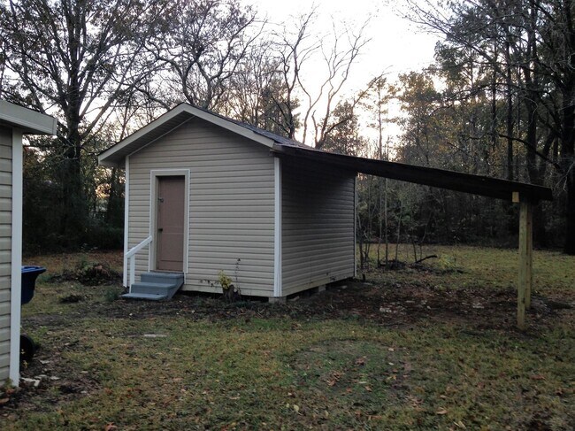 1213 Palmetto Rd in Benton, LA - Building Photo - Building Photo