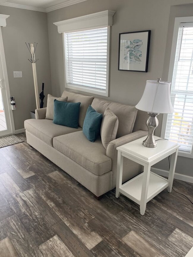 2580 NE Indian River Dr