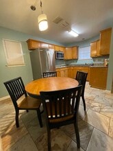 134 Roberts St in San Antonio, TX - Building Photo - Building Photo