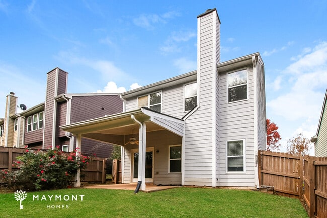 2160 Lily Valley Dr in Lawrenceville, GA - Foto de edificio - Building Photo