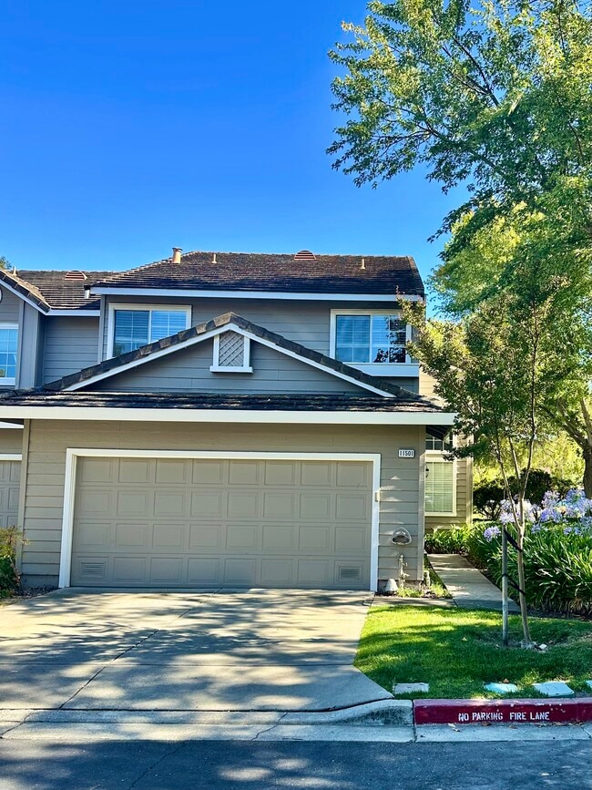 11501 Treeline Pl in Dublin, CA - Building Photo - Building Photo