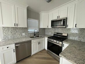 1032 California St in Calimesa, CA - Building Photo - Building Photo