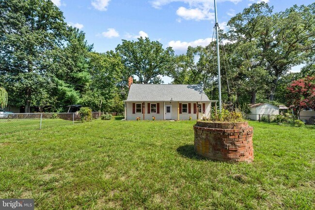 property at 1342 Edna Rd