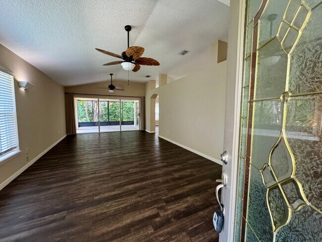 1721 Stafford Springs Blvd in Mount Dora, FL - Building Photo - Building Photo