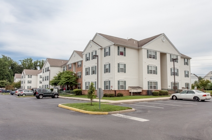 Bradford Pointe Apartments in Bordentown, NJ - Building Photo