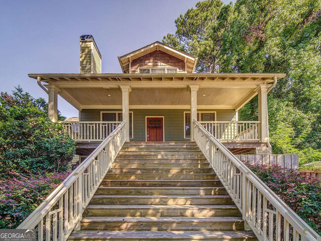 property at 3530 Glenwood Rd
