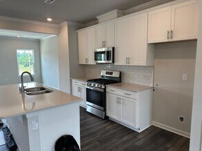 613 Gimari Dr in Wake Forest, NC - Building Photo - Building Photo